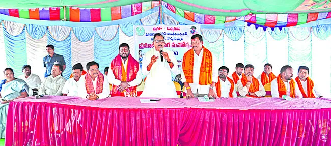 ప్రతీ ఇంటికి సంక్షేమం 