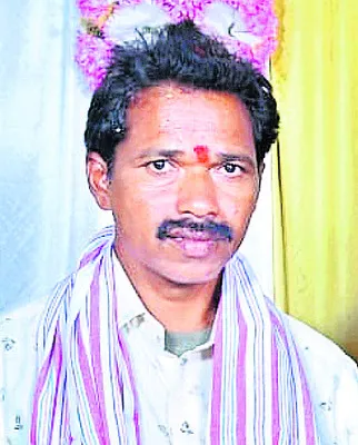 పాముకాటుతో రైతు మృతి
