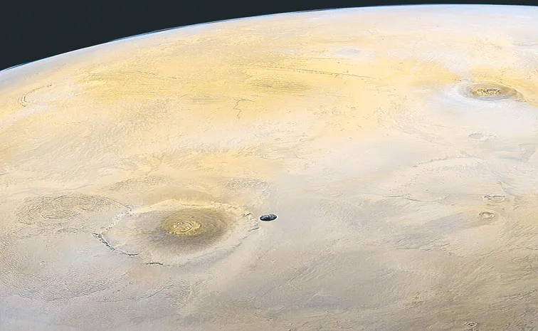 పాలసంద్రంలో కృష్ణశిల 