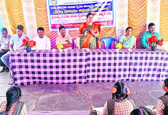 పదిలో ఉత్తమ ఫలితాలు సాధించాలి