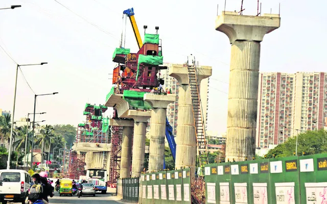 బెంగళూరుకు సాయం చేయాలి 