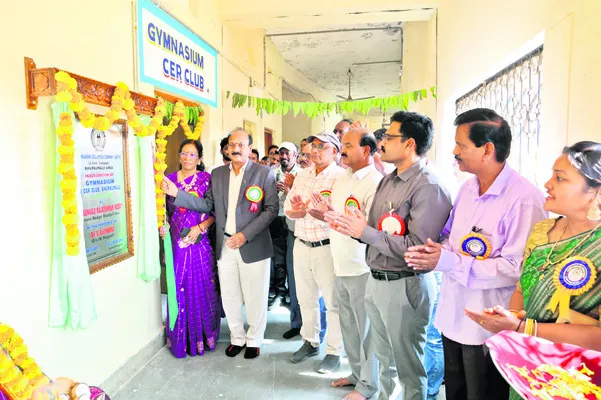 జిమ్‌ సెంటర్‌ను  సద్వినియోగం చేసుకోవాలి
