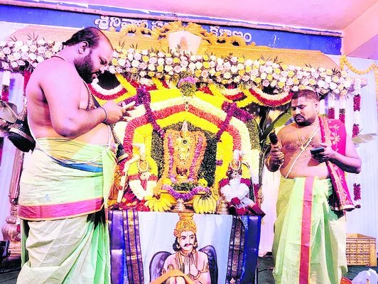 వైభవంగా గోవిందుడి కల్యాణోత్సవం   