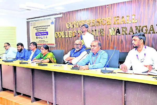 డిపాజిట్‌ సొమ్ము తీసుకెళ్లాలి