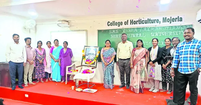 నైపుణ్యాభివృద్ధితోనే విద్యార్థులకు భవిష్యత్‌ 