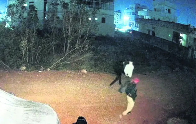 కామారెడ్డిలో దొంగల అలజడి