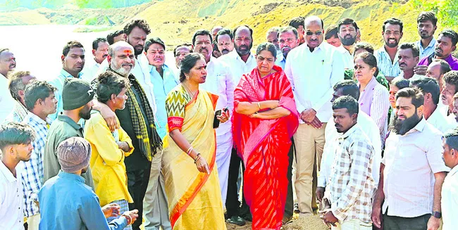 ఇసుక అక్రమ రవాణాను అడ్డుకోండి