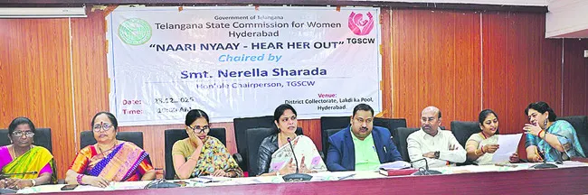 మహిళలకు అండగా తెలంగాణ మహిళా కమిషన్‌ 