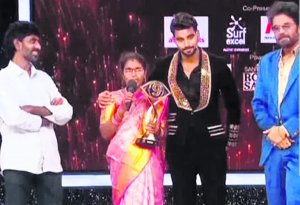 బిగ్‌బాస్‌ విజేత విజయనగరం వాసి