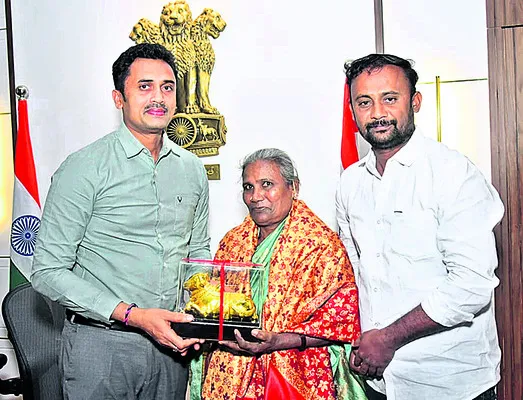 సమగ్ర గ్రామీణాభివృద్ధి సాధించేందుకు కృషి 