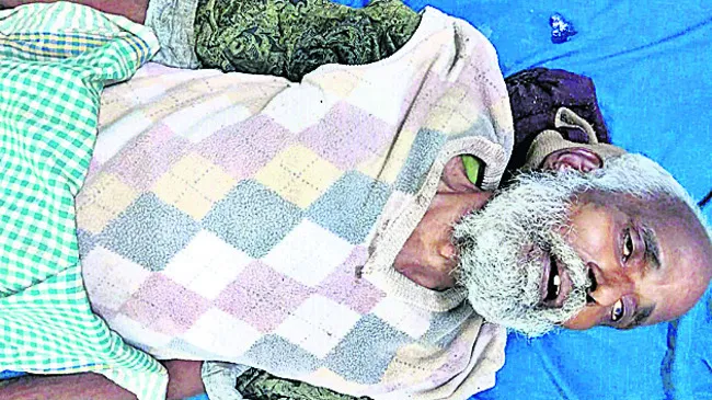గుర్తు తెలియని వృద్ధుడు మృతి