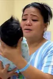 Bharti Singh emotional while holding Newborn for First time7