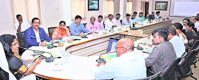 వేగవంతంగా విద్యా రుణాలు 