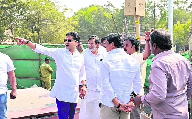 వాల్మీకి విగ్రహ ప్రతిష్టాపనకు భారీ ఏర్పాట్లు