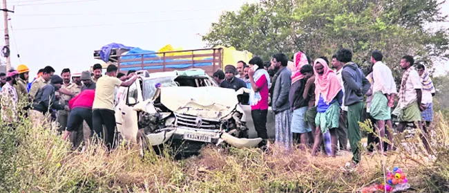 దైవదర్శనానికి వెళ్లొస్తుండగా..