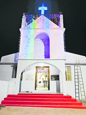 విజ్ఞానం పంచి.. చైతన్యం పెంచి