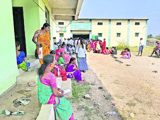 ఆరంభంలోనే అవస్థలు