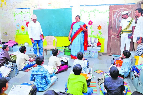 విధి నిర్వహణలో నిర్లక్ష్యం తగదు 