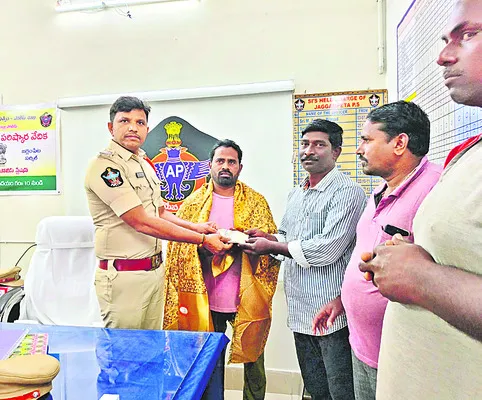 శభాష్‌ రాజు..