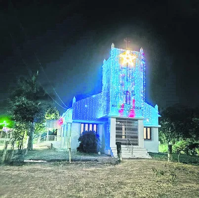 క్రిస్మస్‌ వేడుకలకు సిద్ధం 