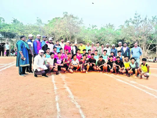 ముగిసిన పాలిటెక్నిక్‌ కళాశాలల క్రీడాపోటీలు