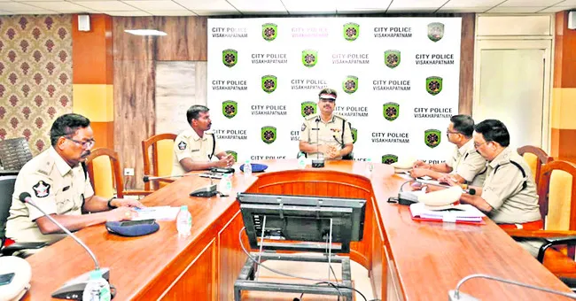 బార్లు, పబ్‌లు నిబంధనలు పాటించాల్సిందే.. 