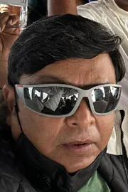 Tollywood actor VK Naresh Struggles at Indigo Airlines in airport10