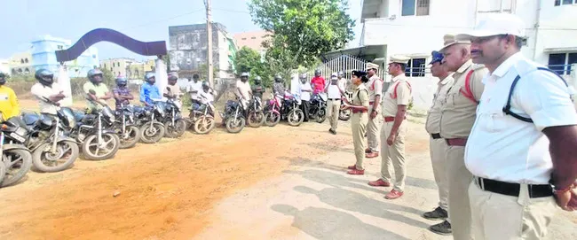 రహదారి ప్రమాదాల నివారణే లక్ష ్యం