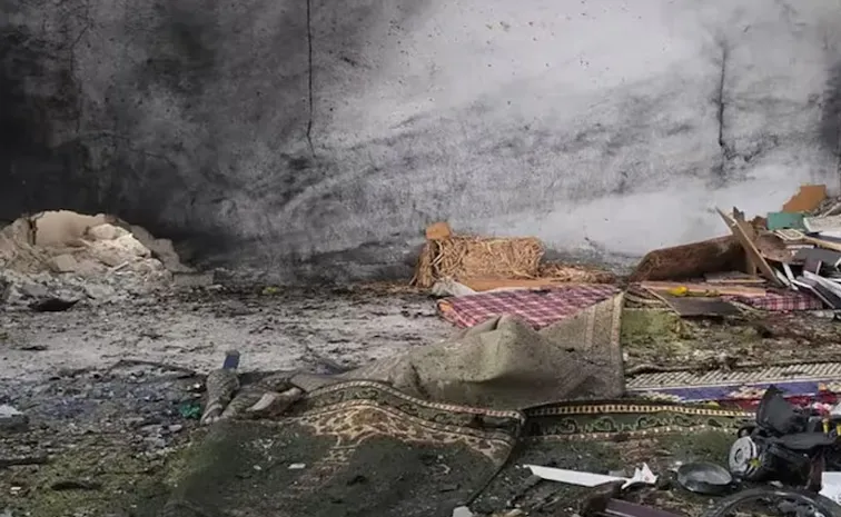  ఘోరం.. మసీదులో బాంబు పేలుళ్లు 8మంది మృతి