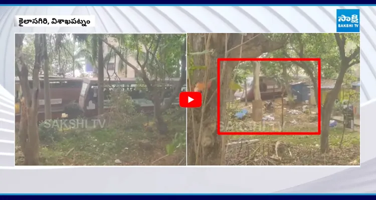 వెనక్కి వెళ్లిన ట్రైన్.. తృటిలో తప్పిన ప్రమాదం