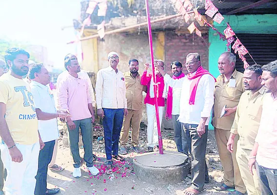 ఘనంగా సీపీఐ ఆవిర్భావ వేడుకలు
