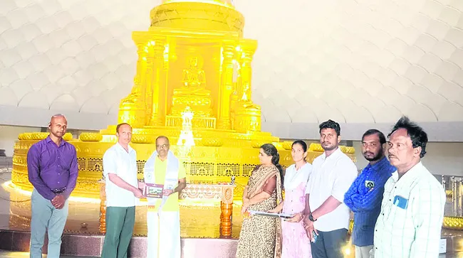 బుద్ధవనంలో మద్రాస్‌ హైకోర్టు జడ్జి