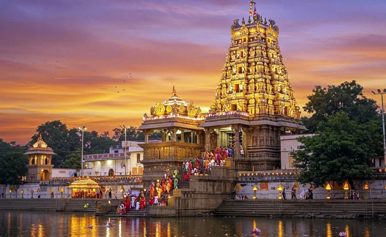 దుర్గగుడికి కరెంట్‌ కట్‌!