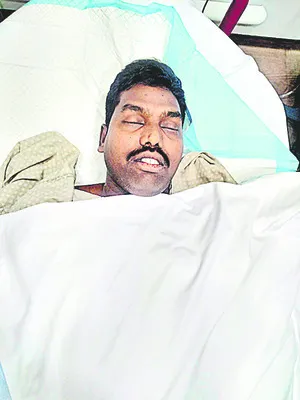 ఉపాధికి వెళ్లి  గుండెపోటుతో మృతి 
