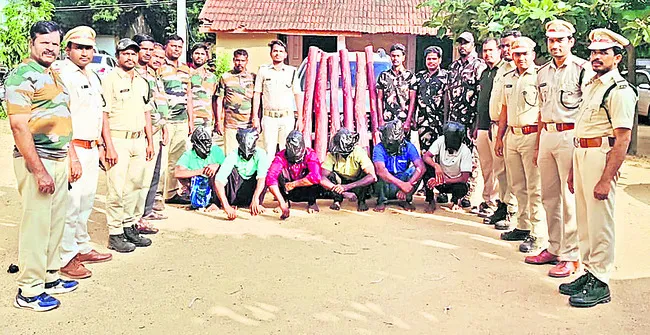 ఆరుగురు స్మగ్లర్లు అరెస్టు 