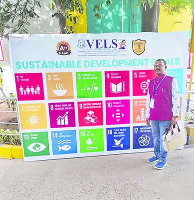 జాతీయ ఆర్థిక సదస్సుకు డాక్టర్‌ రమేష్‌ 