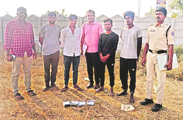 గంజాయి విక్రేతల అరెస్ట్‌ 