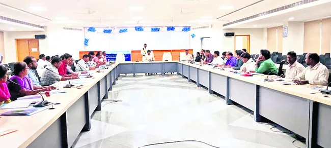 సమాచార హక్కు చట్టంపై అవగాహన ఉండాలి