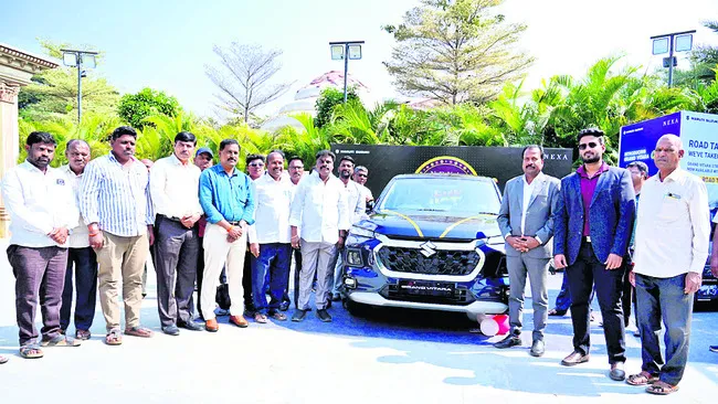 మార్కెట్లోకి విటారా గ్లోరియస్‌ 