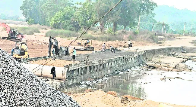 శరవేగంగా కాజ్‌వే పనులు