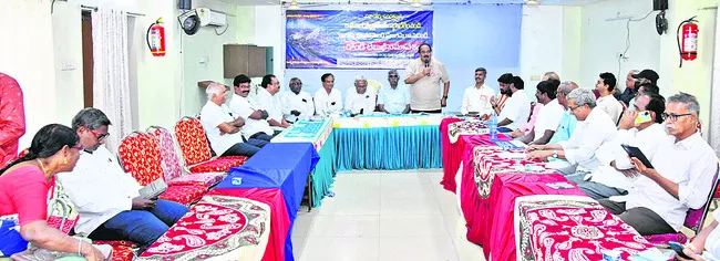 ప్రజల కంటే కంపెనీల ప్రయోజనాలే ముఖ్యమా..? 