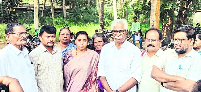 మెడికల్‌ కాలేజీలను ప్రభుత్వమే నిర్వహించాలి 