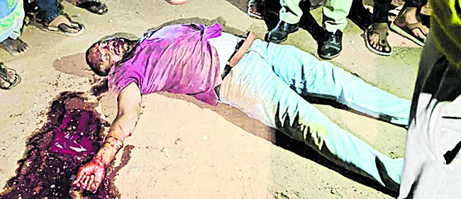 యువకుడు దారుణ హత్య 
