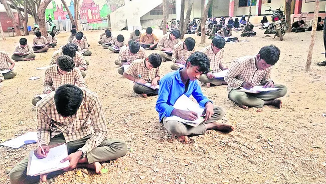 రాతపై పట్టు.. మార్కులు రాబట్టు