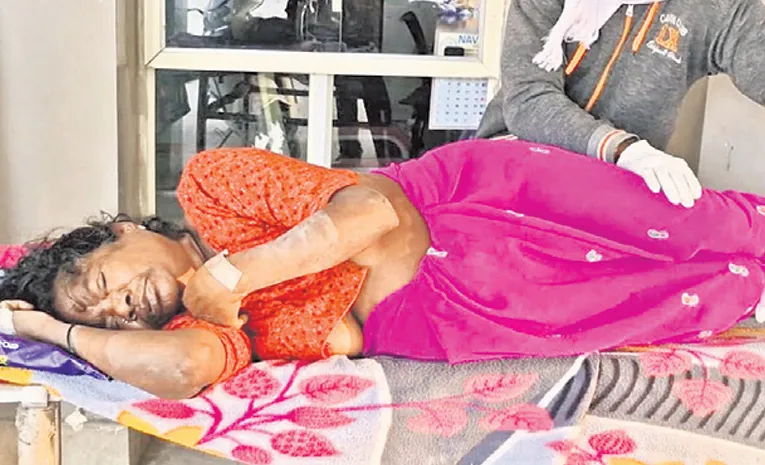 Elderly Woman Dies in Hospital Premises After Being Ignored by Staff