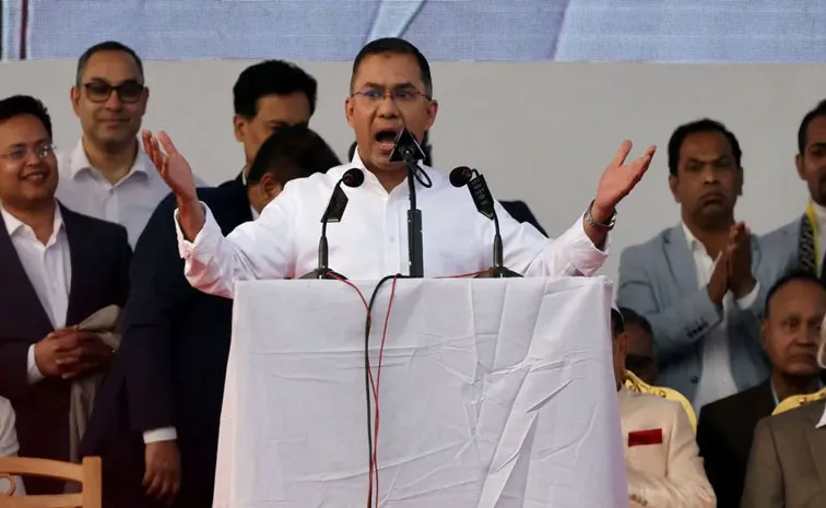 17 ఏళ్ల తర్వాత ఓటరుగా.. 