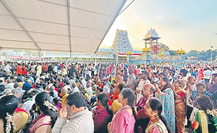 Srivari Divya Darshanam and Sarva Darshanam tokens will be closed on December 30 and 31st and January 1st