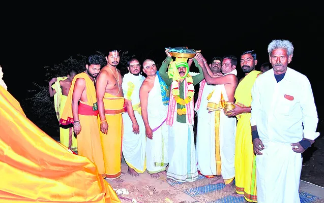 వైభవంగా ముక్కోటి ఏకాదశి ఉత్సవాలు ప్రారంభం