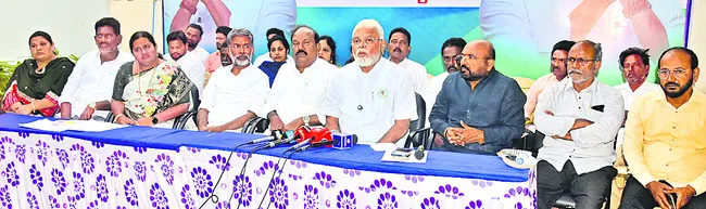 గ్రామాల విలీనంపై ‘సిండికేట్‌’గా తీర్మానం 