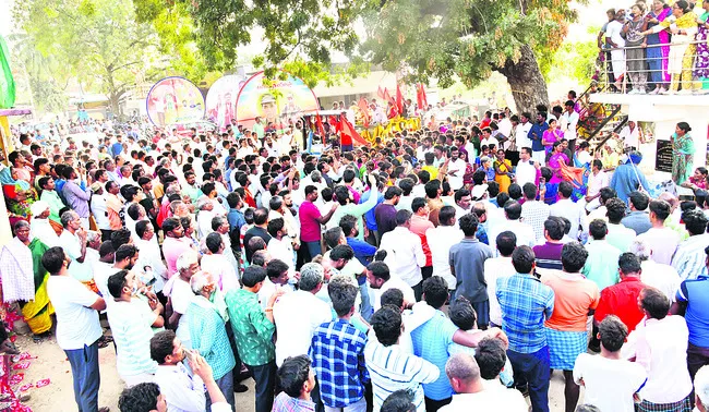 విలపించిన పుల్లెంల